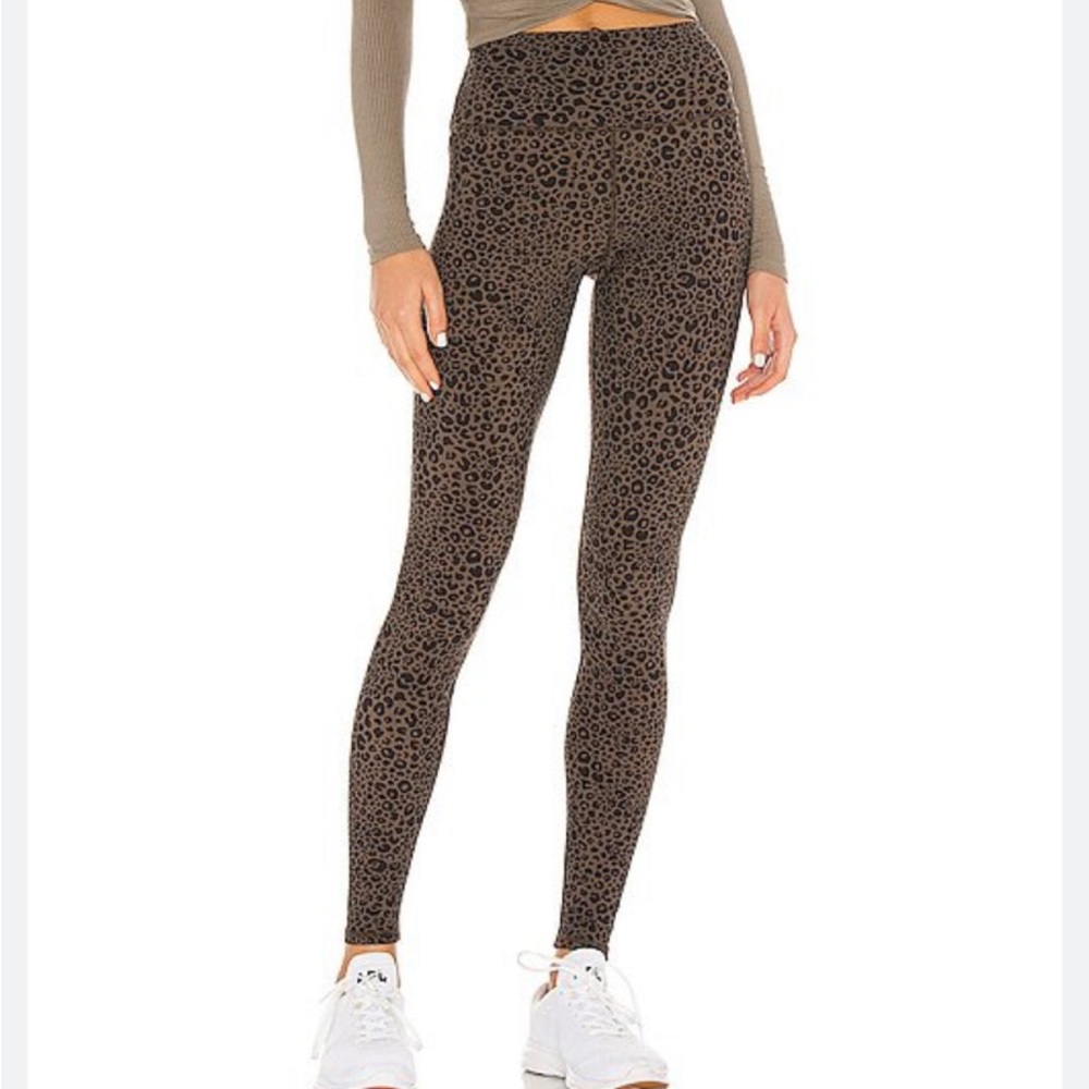 Alo High-Waist Vapor Leopard Legging